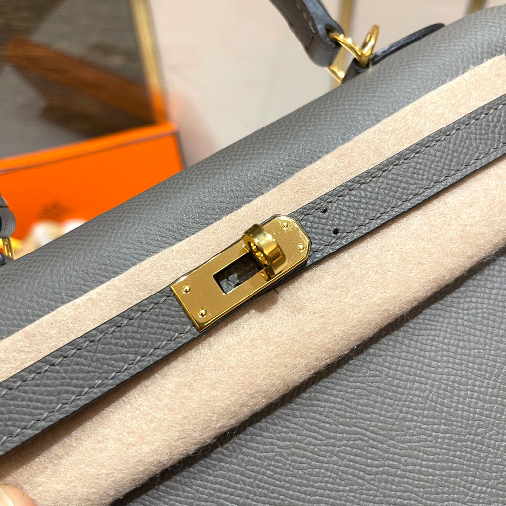 Hermes Kelly 25cm Gris Mouette Epsom Leather Gold Hardware Bag