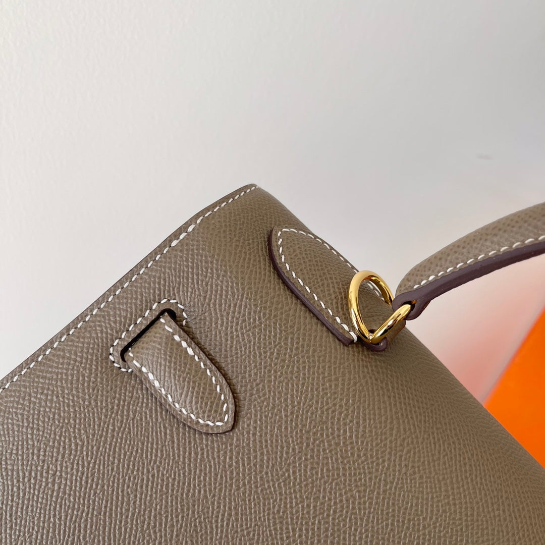 Hermes Kelly 28cm Etain Epsom Leather Gold Hardware Bag