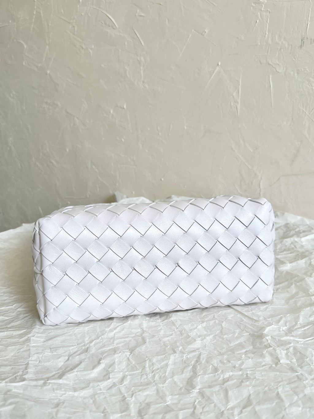 Bottega Veneta Small Andiamo 25cm White Lambskin Bag