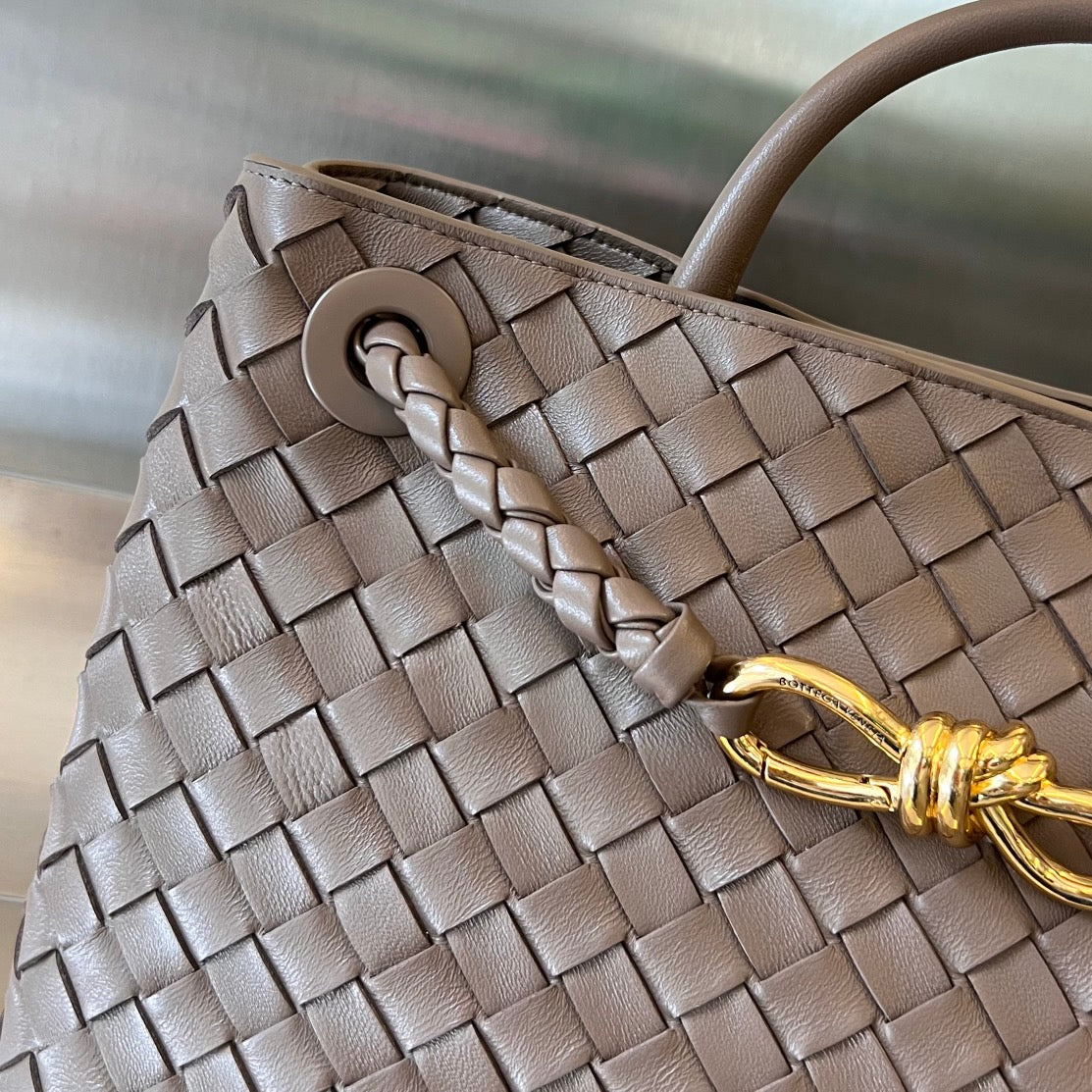 Bottega Veneta Medium Andiamo 32cm Chocolate Lambskin Bag