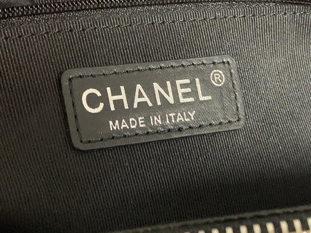 Chanel 25S Medallion Tote 33 cm in Black Caviar with Silver Hardware
