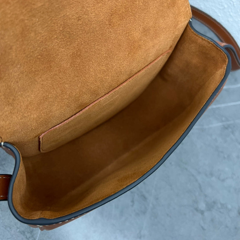 Celine Folco Cuir Triomphe 18 in Red Brown Calfskin Bag