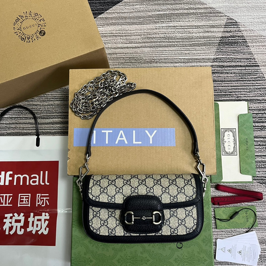 Gucci Horsebit 1955 Bag 24 in Beige Canvas and Black Calfskin