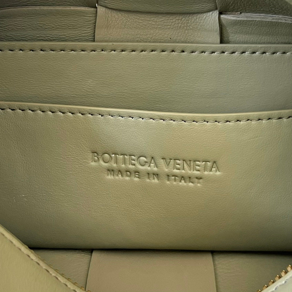 Bottega Veneta Brick Cassette 28 in Gin Green Calfskin Bag