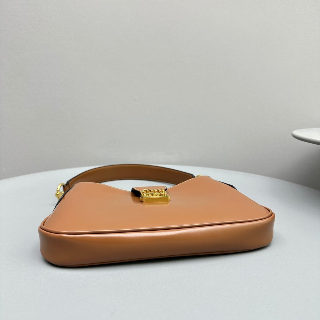 Hobo 28 City Shouder Bag in Cinnamon Brown Calfskin