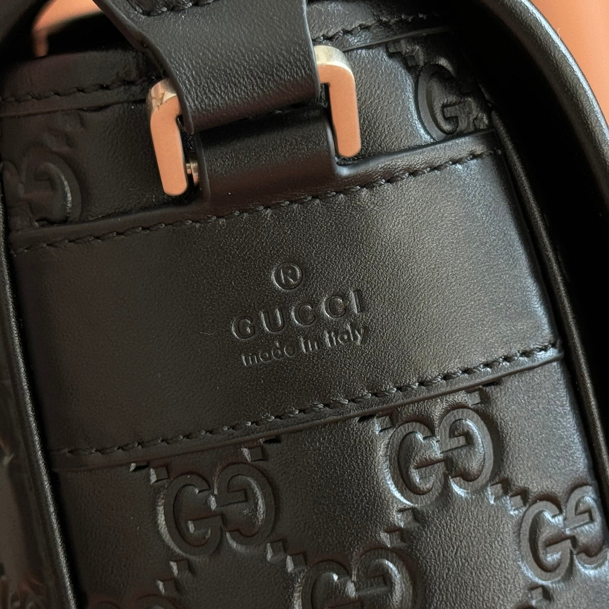 Gucci 26S Crossbody Bag 33 in Black Embossed Calfskin