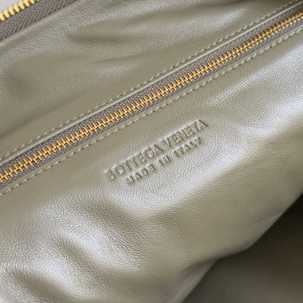 Bottega Veneta 25S Small Jodie 48 in Army Green Calfskin Gold Hardware Bag