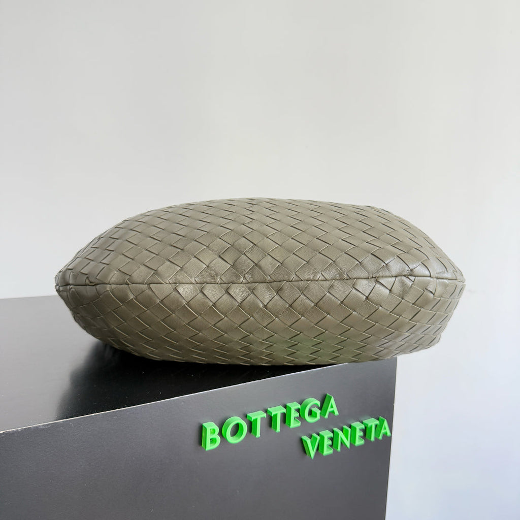 Bottega Veneta 25S Small Jodie 48 in Army Green Calfskin Gold Hardware Bag