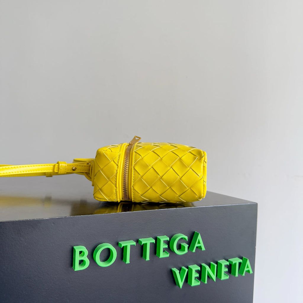 Bottega Veneta 25S Bang Bang 22 in Lemon Yellow Intrecciato Calfskin Gold Hardware Bag