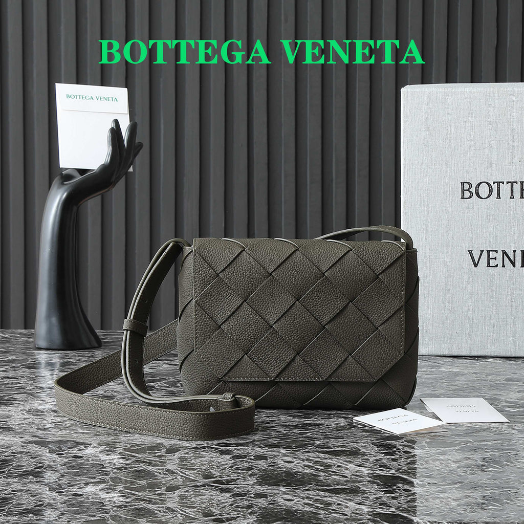 Bottega Veneta 25S Diago 22 in Dark Olive Calfskin Silver Hardware Bag