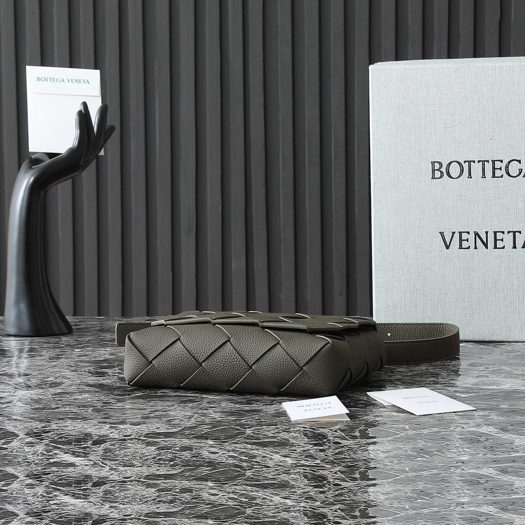 Bottega Veneta 25S Diago 22 in Dark Olive Calfskin Silver Hardware Bag