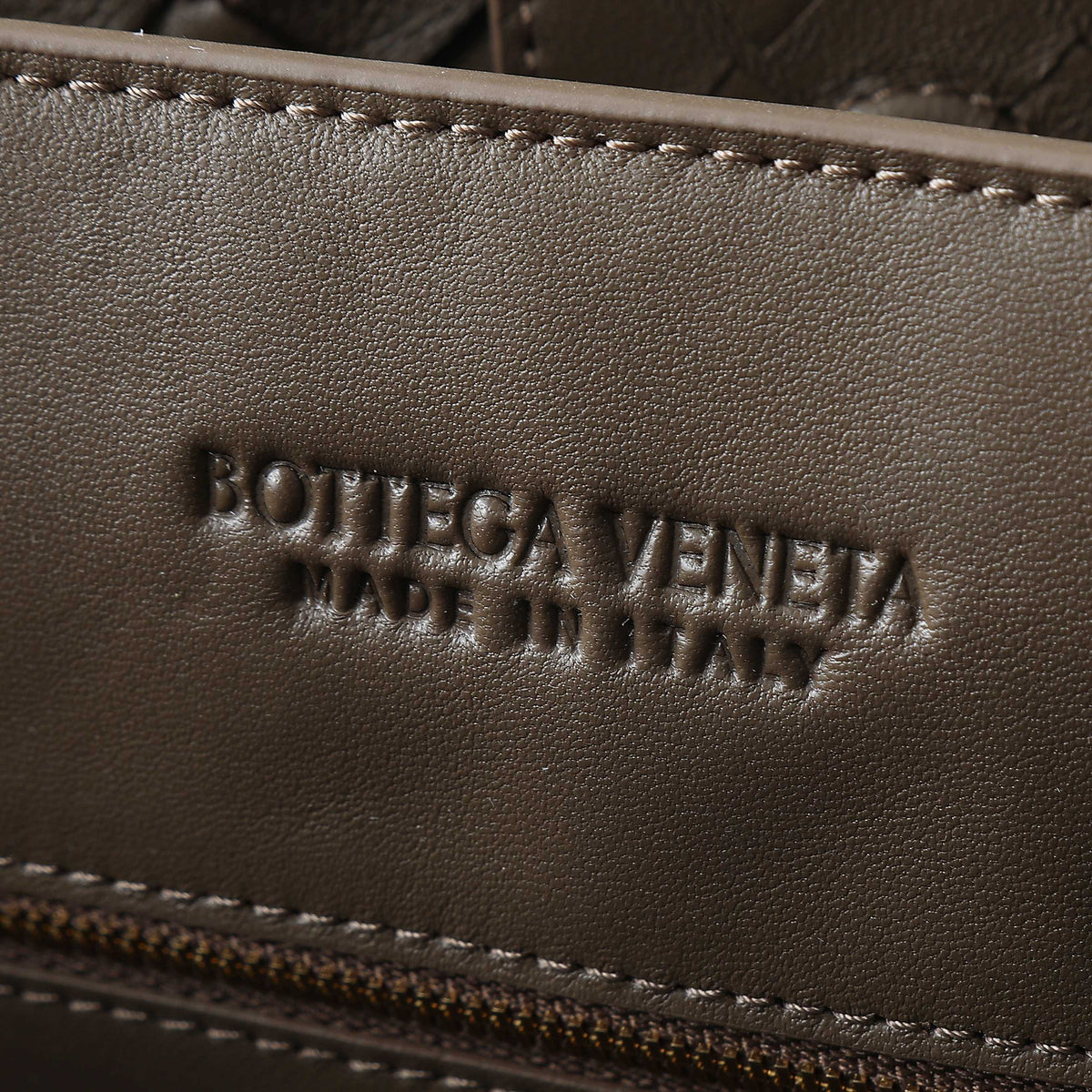 Bottega Veneta 25S Large Andiamo 42 in Dark Brown Calfskin Gold Hardware Bag