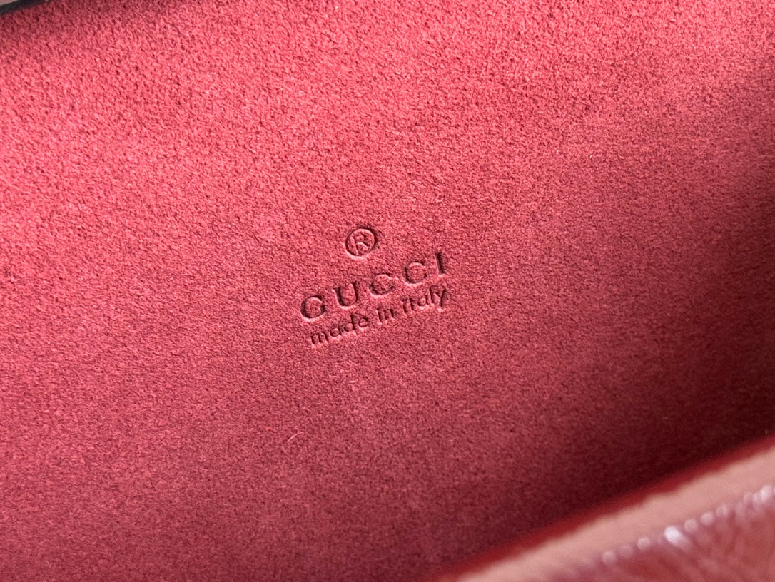 Gucci Dionysus Medium Shoulder Bag 22 in Rosso Ancora Red Glossy Lambskin