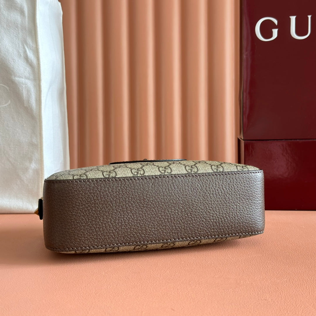 Gucci Neo Vintage Supreme Tiger Head Crossbody Bag 24 in Canvas
