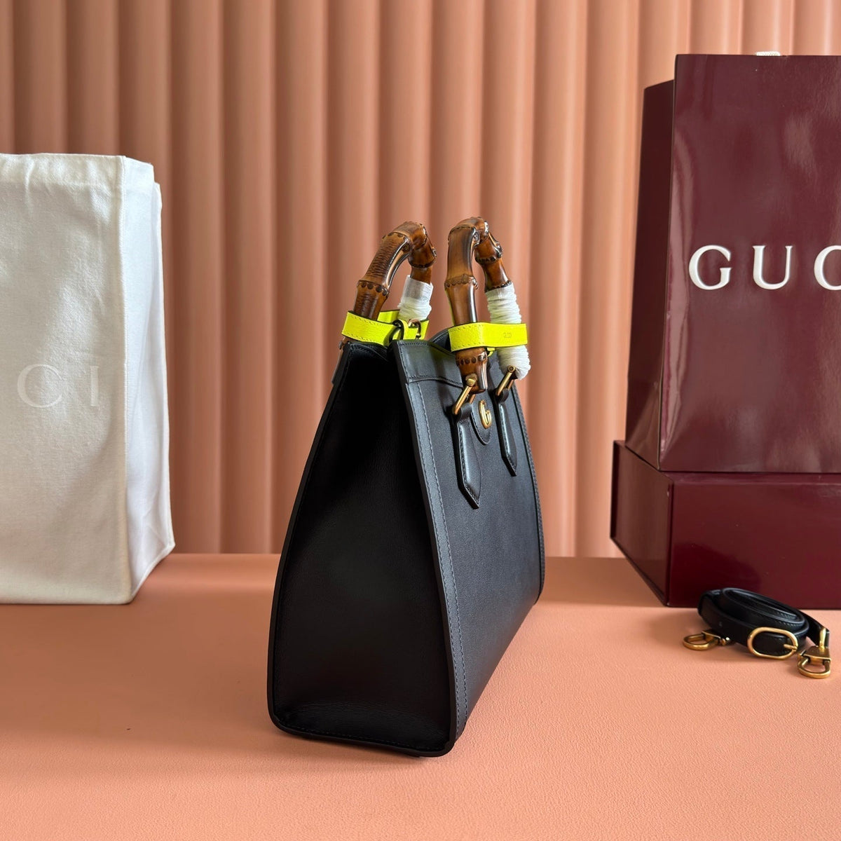 Gucci 26S Diana Tote Bag 27 in Black Calfskin