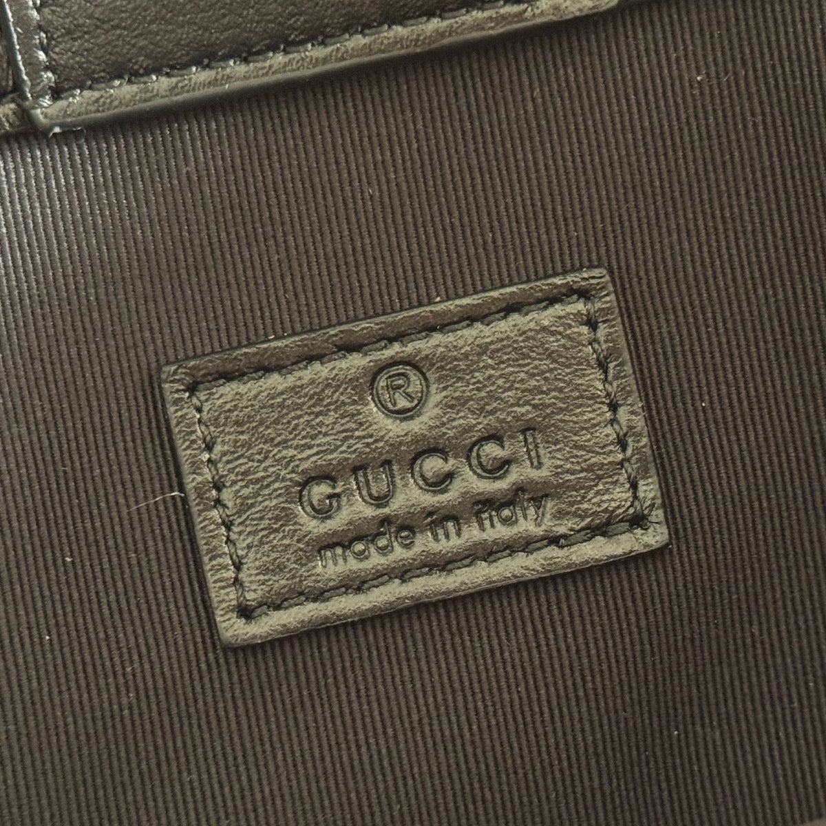 Gucci 26S Marmont Tote Bag 17 in Black Calfskin