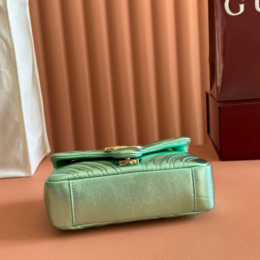 Gucci 26S Marmont Bag 22 in Metallic Pale Green Lambskin