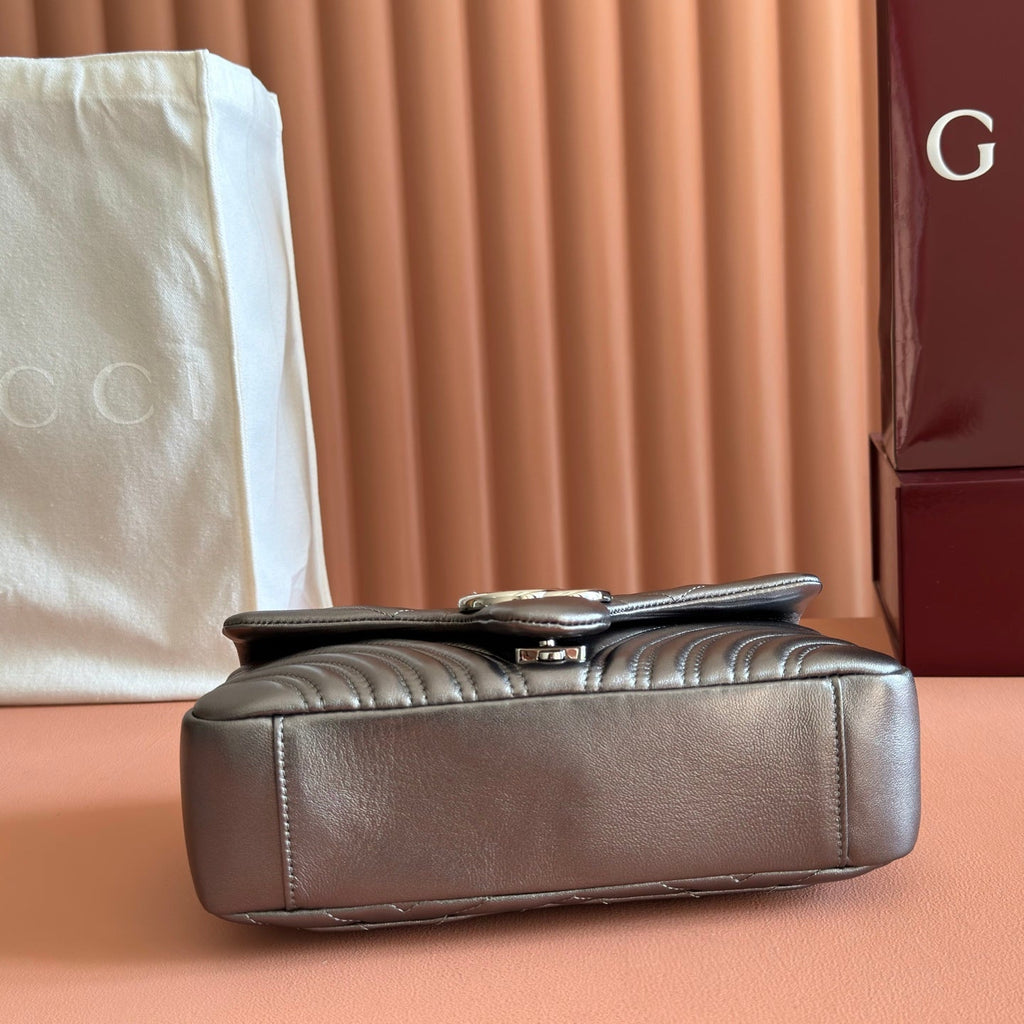 Gucci 26S Marmont Bag 26 in Warm Gray Brown Lambskin