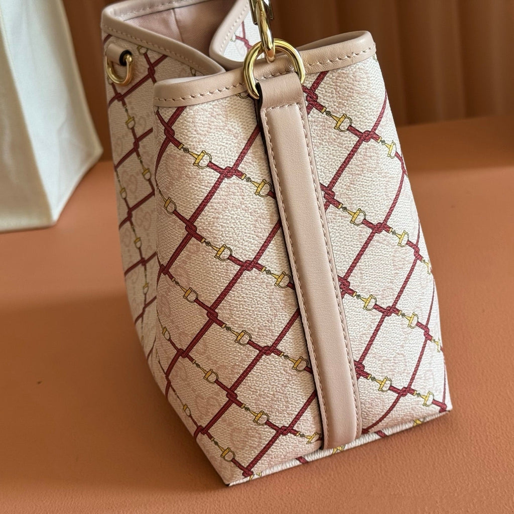 Gucci 26S Emblem Bucket Bag 19 in Light Pink Coated Fabric
