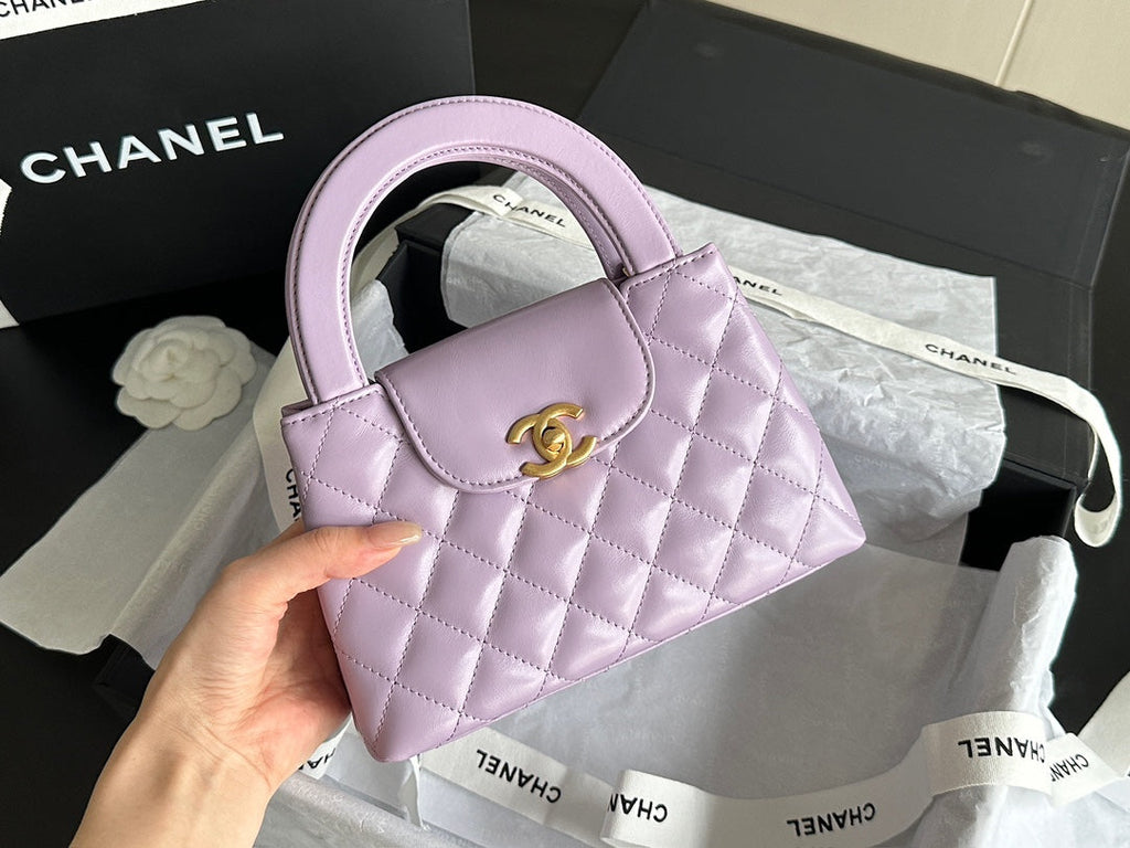 Chanel Vintage Kelly 25S 19 cm in Purple Lambskin with Gold Hardware Bag