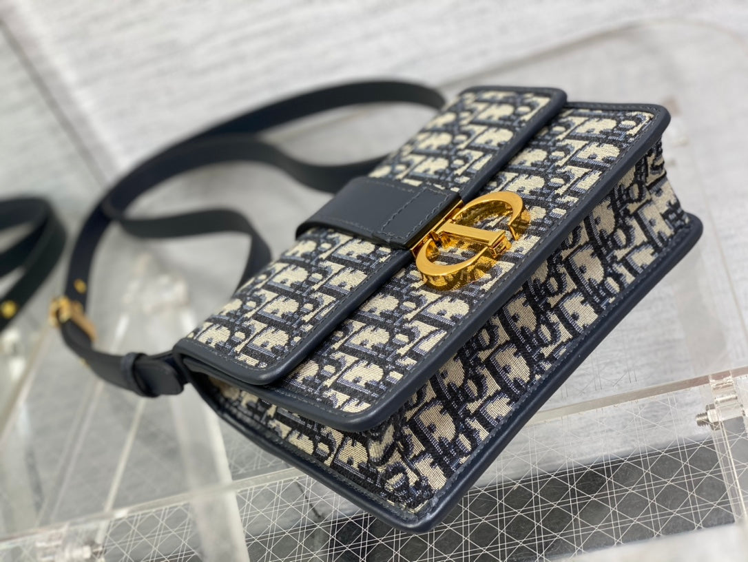 Dior 30 Montaigne 21cm Blue Oblique Embroidery Bag